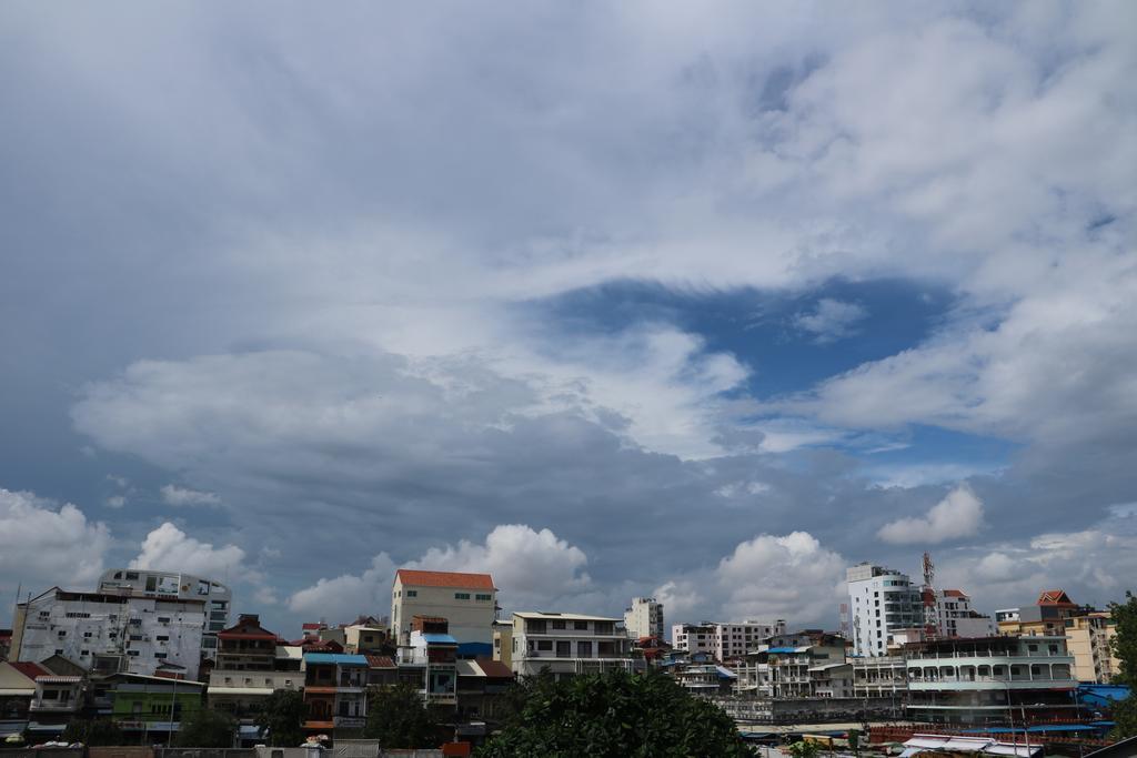 Best Central Point Hotel Phnom Penh Zewnętrze zdjęcie